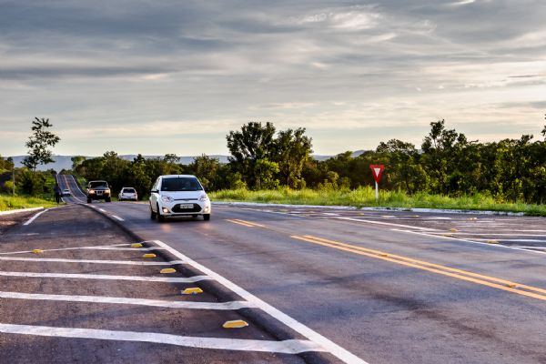 Sinfra faz balano de gesto com 223 novas frentes de trabalho e mais de 1400 km de asfalto em rodovias