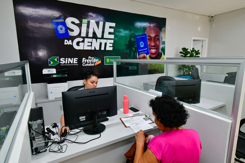 Sine Cuiab oferece 233 vagas de emprego e salrios de at R$ 3,5 mil