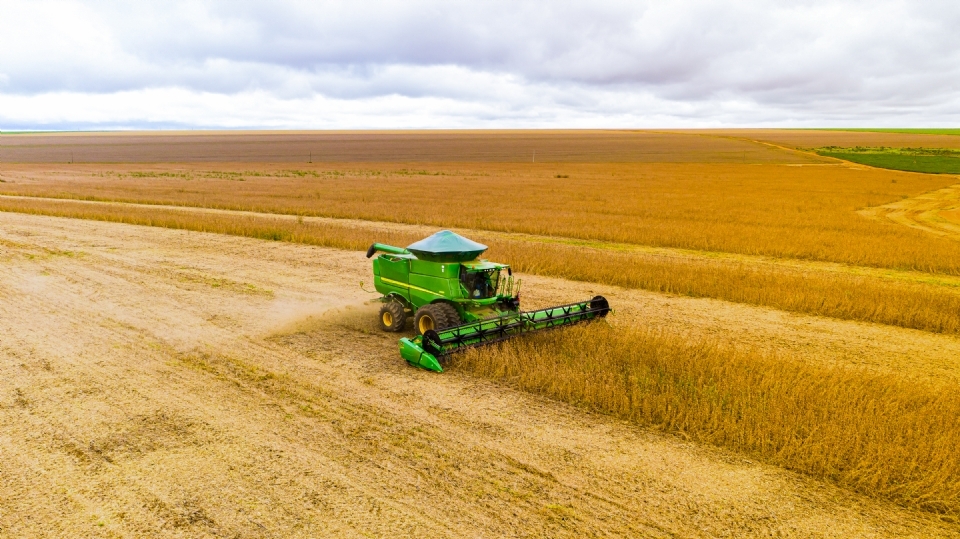 Mato Grosso recebeu mais de R$ 50 bilhes em contratos no Plano Safra 23/24