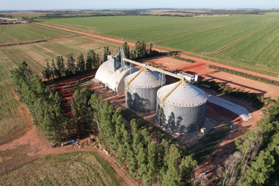Reduo no Plano Safra acende alerta sobre dficit de armazenagem em Mato Grosso