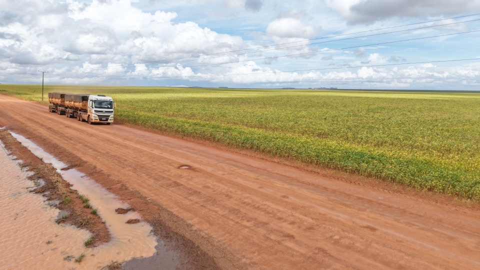 Estradas prec�rias elevam custos e comprometem escoamento da safra em Mato Grosso