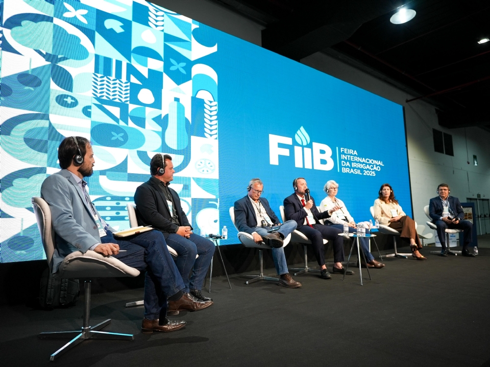 Gargalos da irrigao de Mato Grosso so destacados pela APROFIR em evento internacional