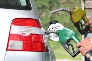 Mato-grossense troca gasolina por etanol na hora de abastecer