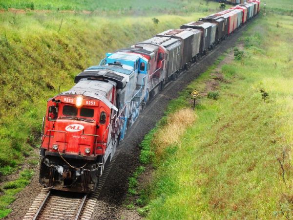 ALL implanta sistema em Alto Araguaia para tentar evitar filas de caminhes