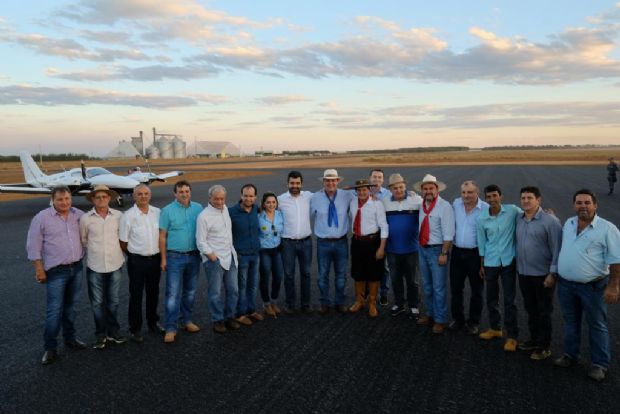 Aeroporto de Querncia  inaugurado e vira promessa de fomento ao turismo tnico e agronegcio