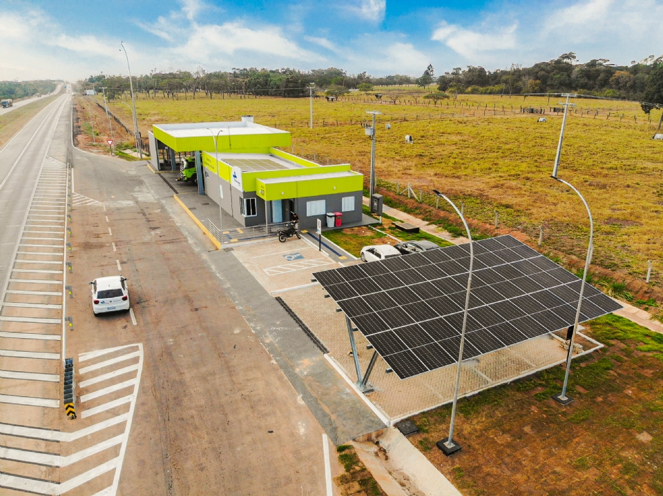 Premiada pela 3 vez com selo verde, Nova Rota Do Oeste oferece pontos para abastecimento de veculos eltricos