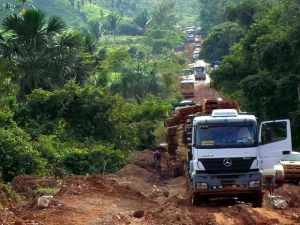 Rodovia aberta h 40 anos continua sem pavimentao