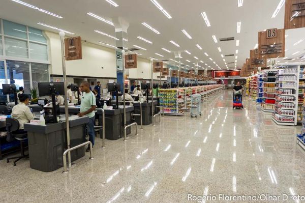 Leite, carne e tomate puxaram alta de 4,6% da cesta b�sica em Cuiab�