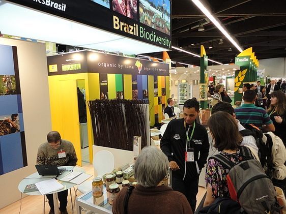 Produtos orgnicos da agricultura familiar so destaque em feira internacional