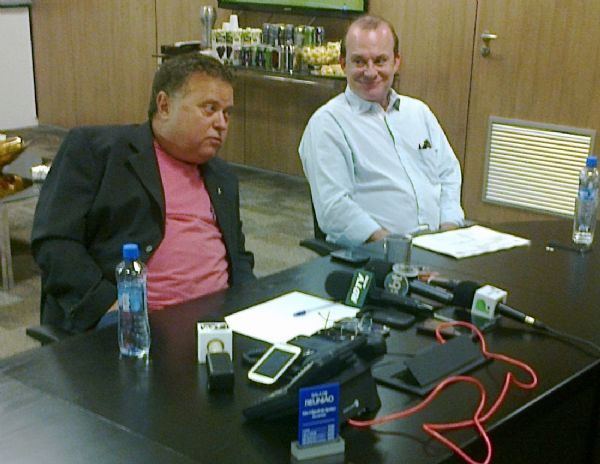 Blairo Maggi consegue aprovar venda de 160 mil toneladas de milho