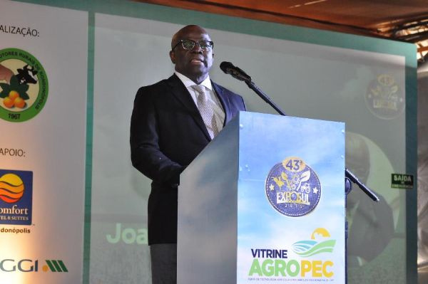 Para Joaquim Barbosa chefe do executivo 