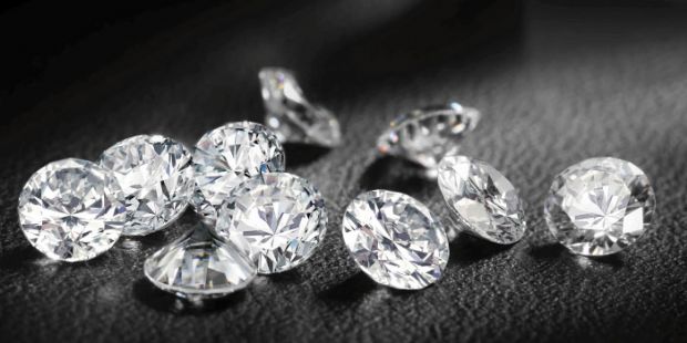 Mato Grosso produz 87,2% do diamante brasileiro e quer implantar escola de design de joias