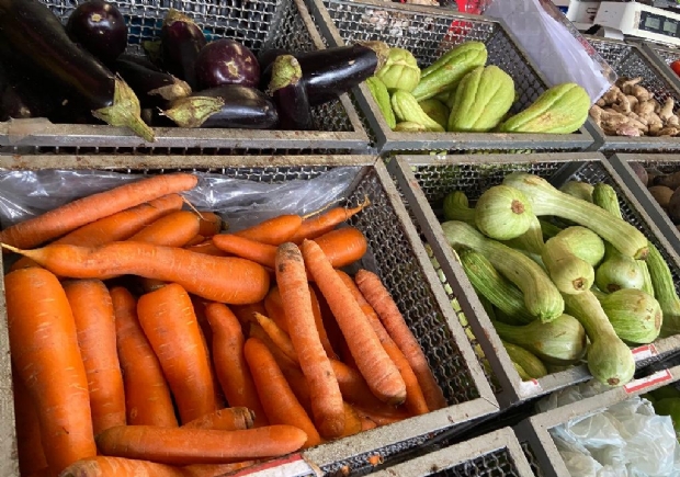 Enchente em SP faz preo de legumes e verduras aumentar at 50% na grande Cuiab