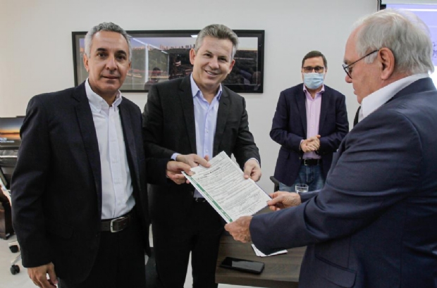 Primeira fbrica de celulose de MT recebe licena de instalao