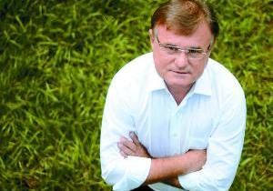 Era� diz que �governo n�o tem for�a para fazer as coisas andarem�