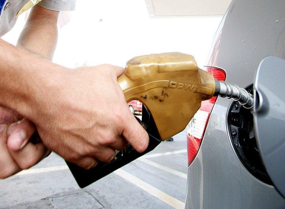 Governo de MT adere a subs�dio de R$ 1,20 no diesel e estima custo de R$ 100 milh�es