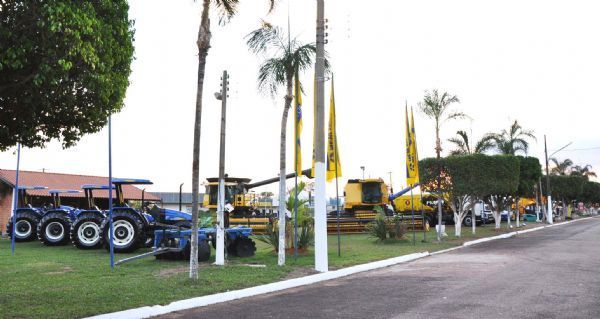 Exposul comea neste sbado com leilo, rodeio e show de Jads e Jadson