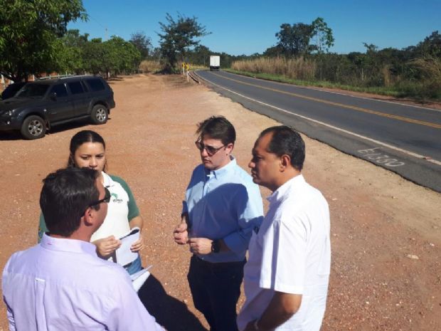 Fora-tarefa visita obra na MT-251