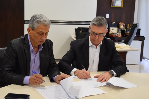Sicredi e AMM firmam acordo para incentivar o cooperativismo de crdito em Mato Grosso