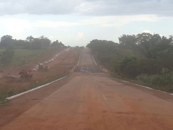 Trnsito  liberado em Juscimeira aps 11 dias de bloqueio