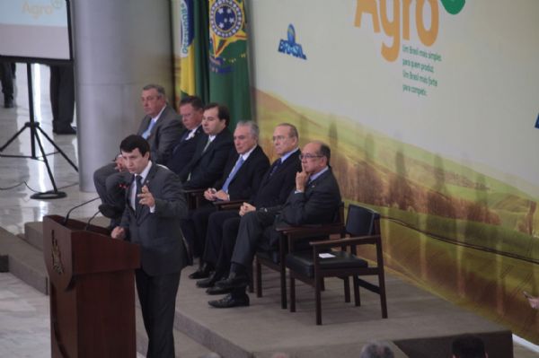 Medidas do Plano Agro + iro elevar poder de competitividade do agronegcio, afirma Novacki