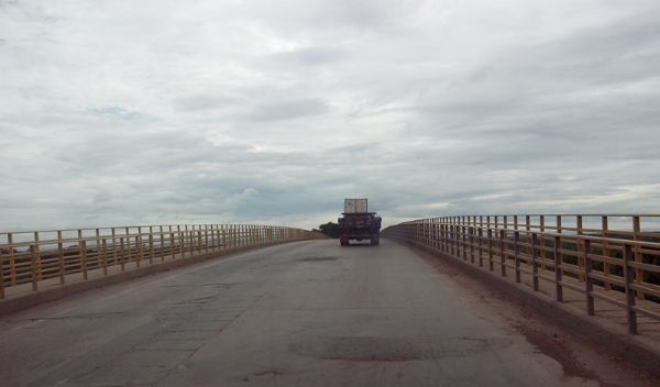 Ponte na Rodovia dos Imigrantes passa por reparos; Motoristas devem ficar atentos