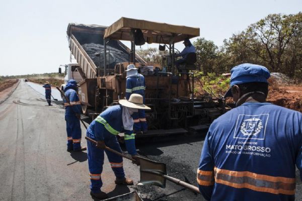 Com conclus�o prevista para 2017, obras da MT-100 s�o vistoriadas pela Sinfra