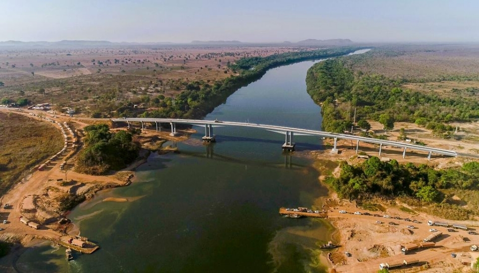 Governo de MT executa maior pacote de obras em infraestrutura do pas