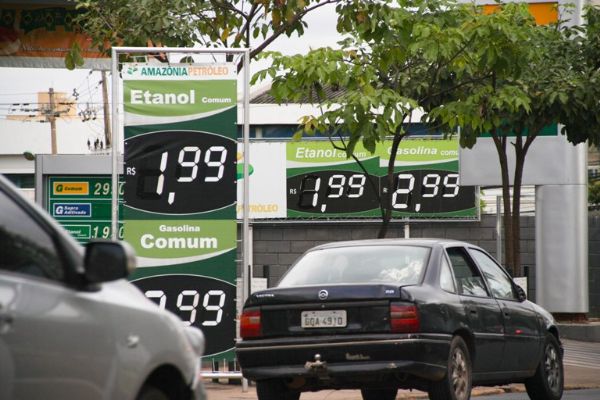 Litro do etanol cai R$ 0,10 centavos em Cuiab; Consumidor ainda reclama