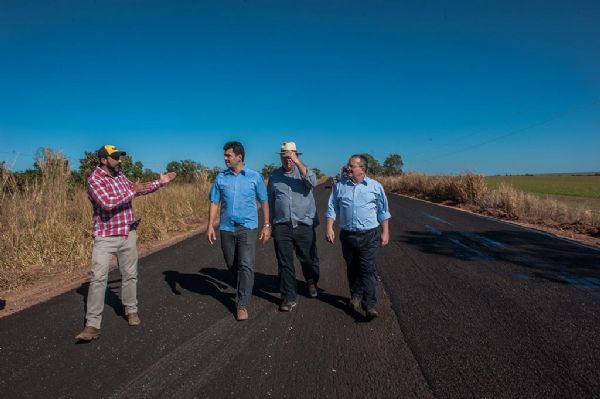 Governo investe R$ 1,5 mi para arrumar rodovia usada para escoamento do agronegcio