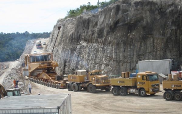 Transporte de rotor pela BR-163 ser retomado domingo; Obras na rodovia seguem