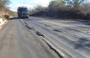 Apenas o trecho entre Sorriso e o distrito de Vila Santiago do Norte, em Ipiranga do Norte, est asfaltado.