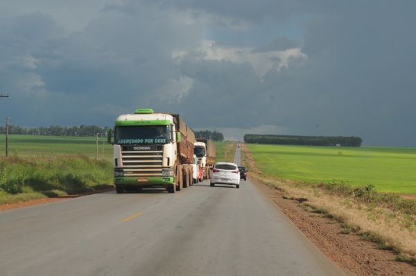 Gargalos para escoamento de produo  reduzem no Estado, revela Estradeiro da BR-163/364