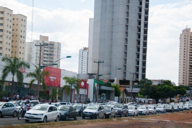 Prazo de pagamento para placas finais 2 e 3 se encerra na sexta-feira; veja calendrio