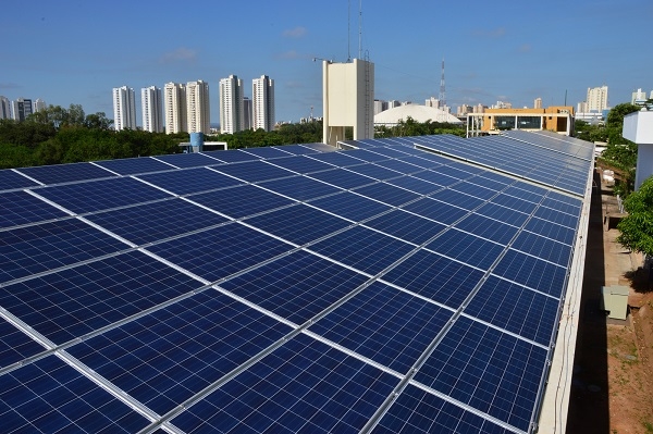 Após reduzir conta de luz de R$ 5 mil para R$ 81 com usina solar, Sebrae lança programa de incentivo