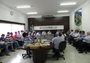 Deputado se reuniu com diretores do Sindusmad