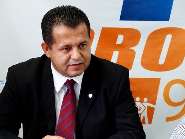 Deputado do PROS diz que assentados precisam regularizao para continuarem produzindo