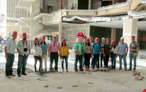 V�rzea Grande Shopping ter� 25 mil pessoas circulando diariamente e R$ 400 milh�es de volume anual