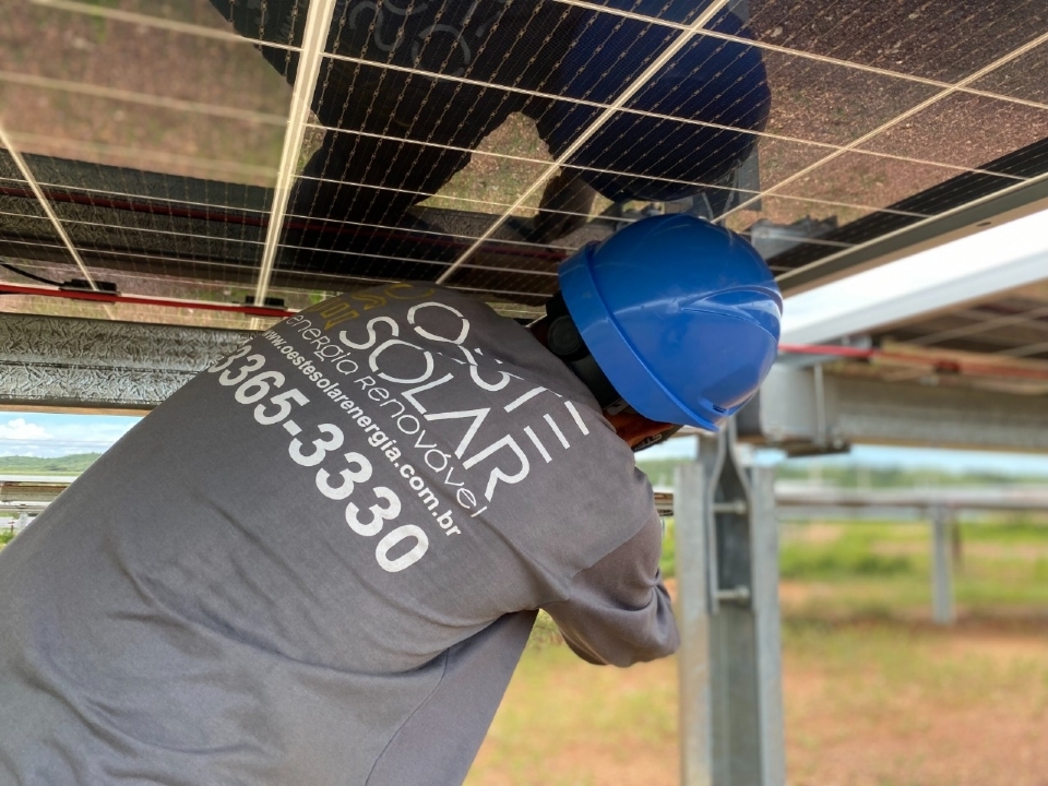 Empresa de energia solar oferece vagas de emprego em Cuiab para diversos cargos