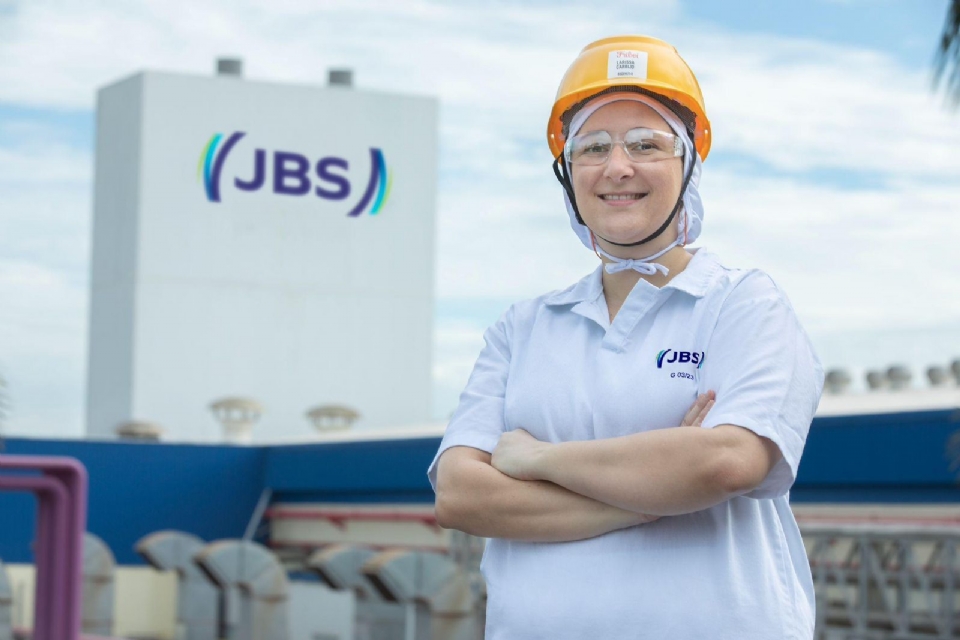 JBS abre mais de 200 vagas de emprego em Barra do Garas