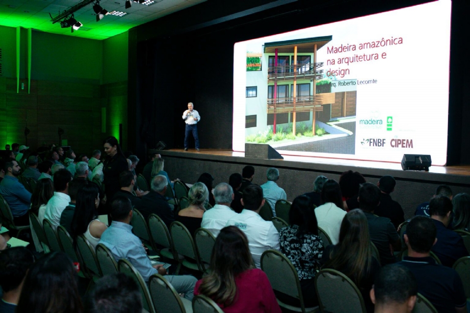Madeira Sustentvel do Centro-Oeste chega a Salvador para desmistificar a produo e uso da madeira no pas