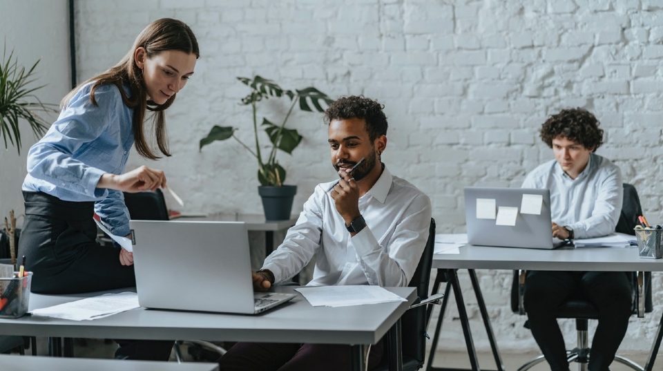 Retomada do presencial impulsiona busca por escrit�rios em Sinop