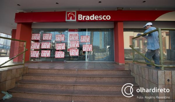 Mato Grosso tem 280 agncias fechadas com greve dos bancrios; movimento segue