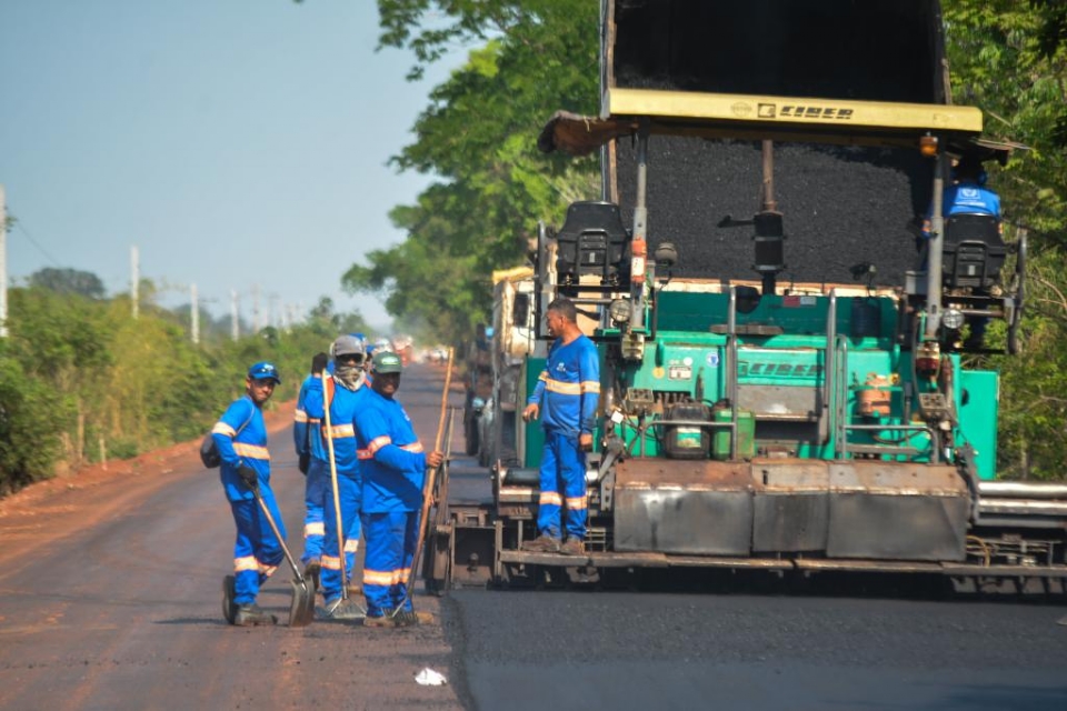 Governo licita R$ 220 milhes em obras de infraestrutura em Mato Grosso