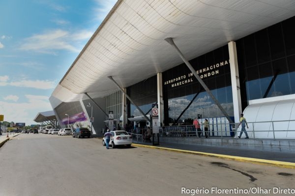 Leilo de quatro aeroportos  confirmado para maro com previso de R$ 771 mi em investimentos