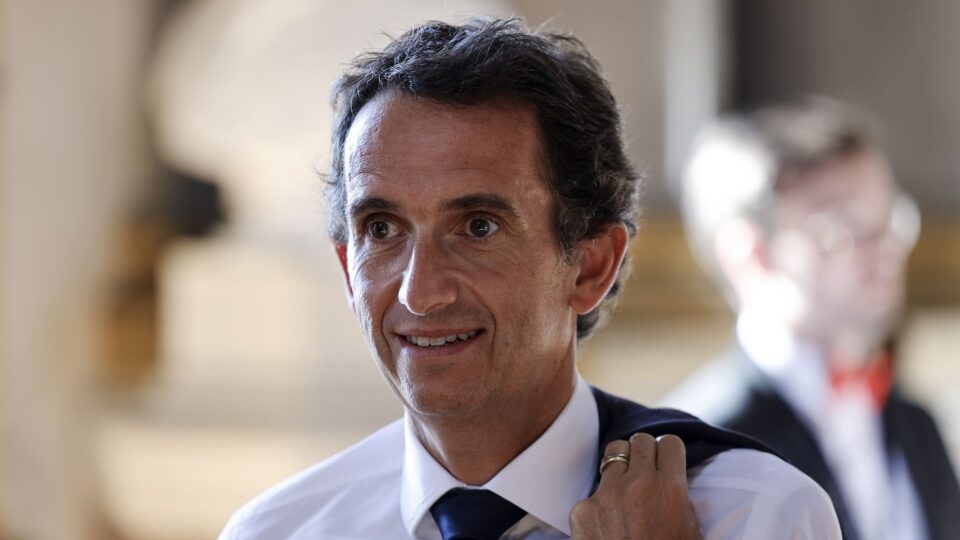 CEO do Carrefour pede desculpas em carta a Fvaro e deve voltar a comprar carne brasileira