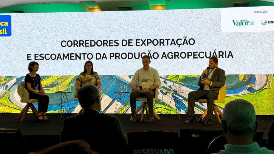 Aprosoja destaca melhorias em logstica de exportao em Srie de Debates Logstica no Brasil do Valor Econmico