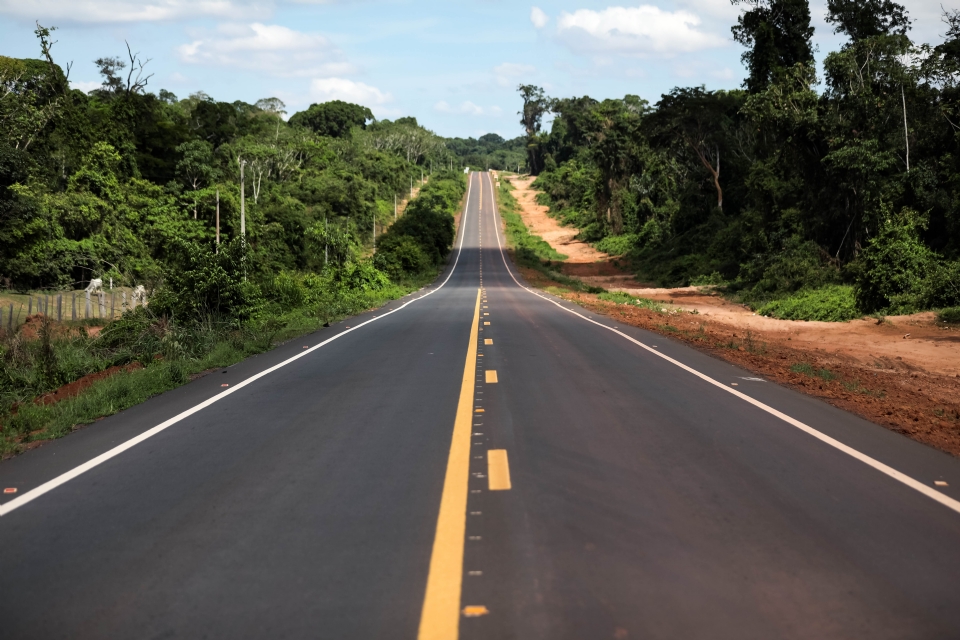 Governo asfalta mais de 100 km da MT-170 e comea mudar realidade da regio Noroeste