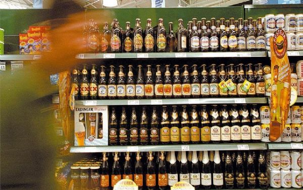 Vendas de bebidas alcolicas caem 53% em Mato Grosso com aumento de impostos