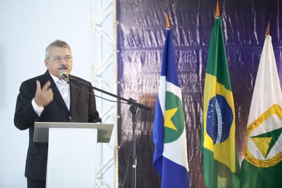 Bernardes inicia nova gesto chamando setor a participar dos embates polticos nas prximas eleies